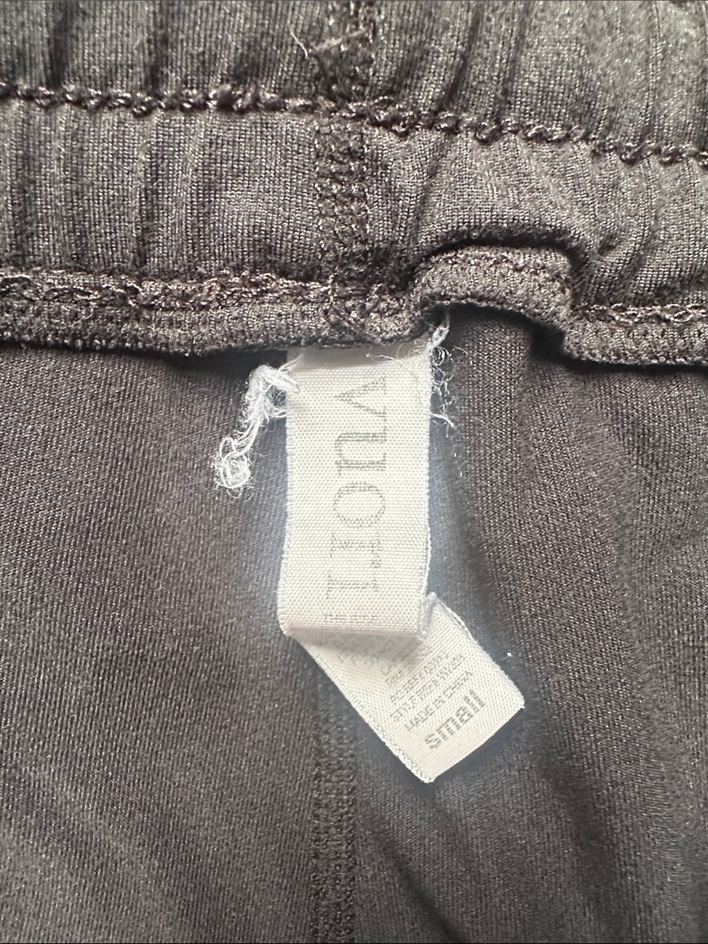 Vuori joggers - Picture 2 of 2